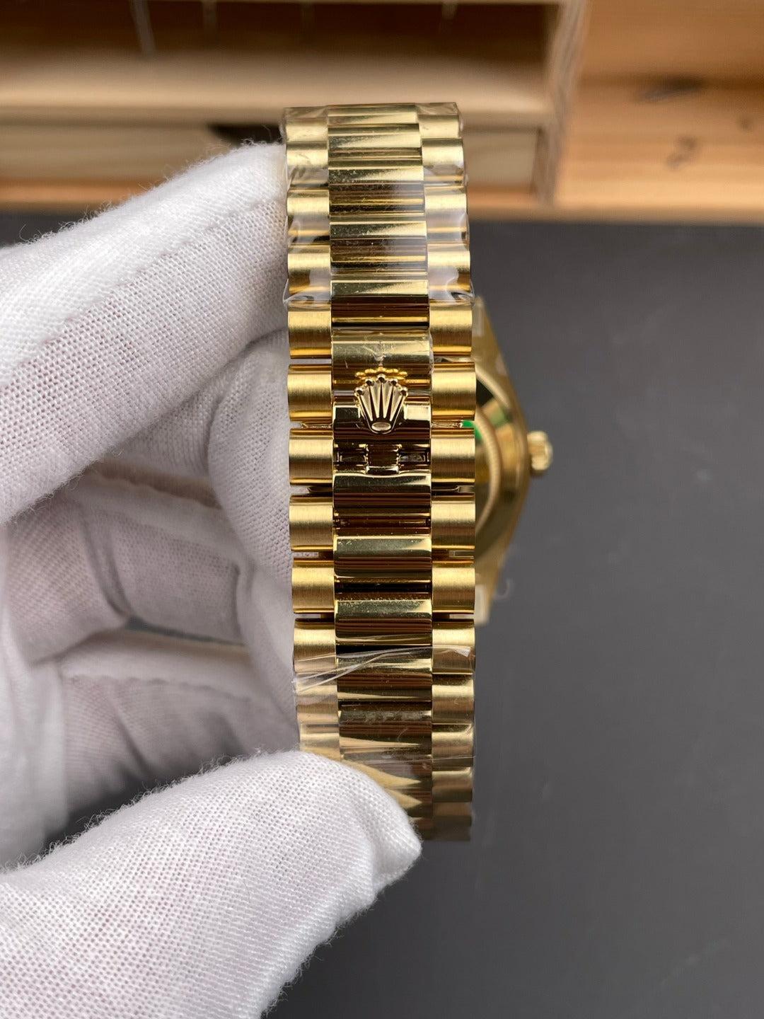 Rolex Day-Date 40 — Yellow Gold & Silver Dial