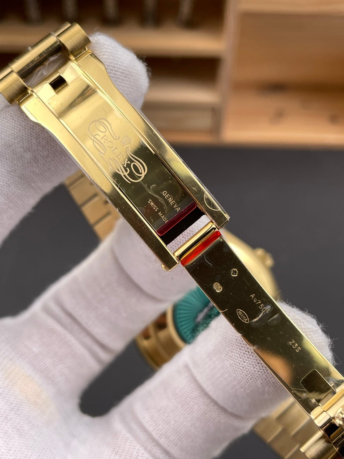 Rolex Day-Date 40 — Yellow Gold & Silver Dial