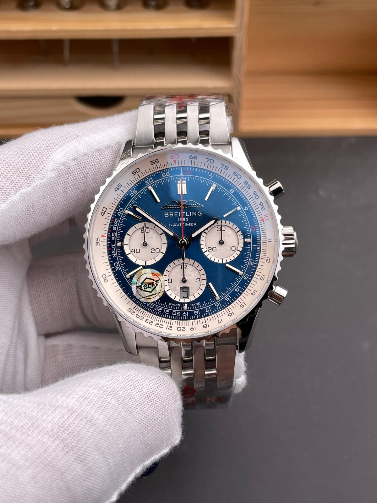 Breitling Navitimer Chronograph – Blue Dial & Stainless-Steel Bracelet