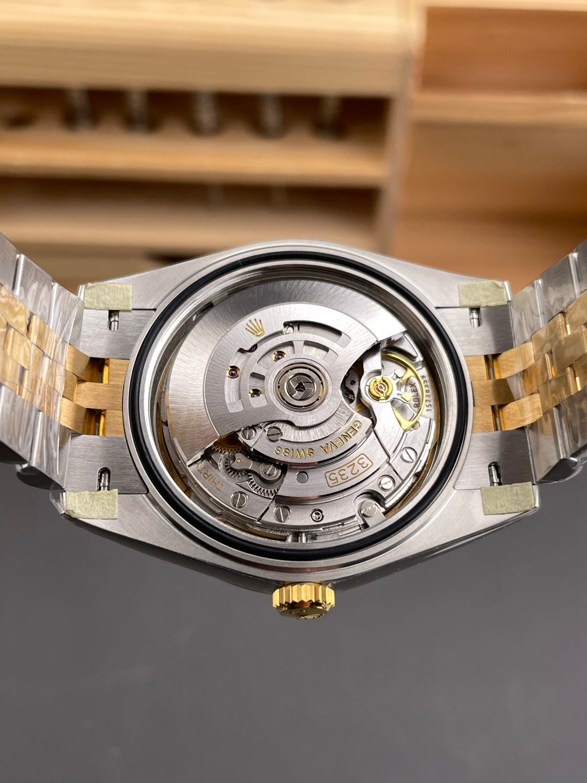 Rolex Datejust 41 — Yellow Rolesor & Golden Motif Dial