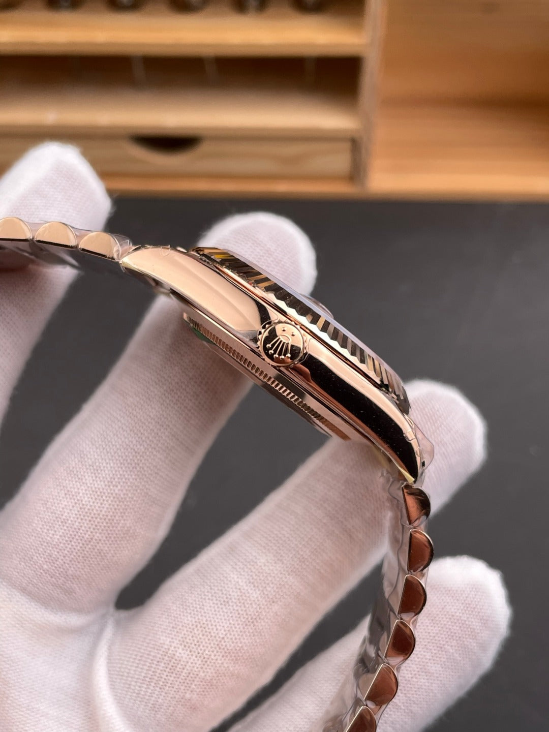 Rolex Day-Date 40 – Everose Gold Black Dial