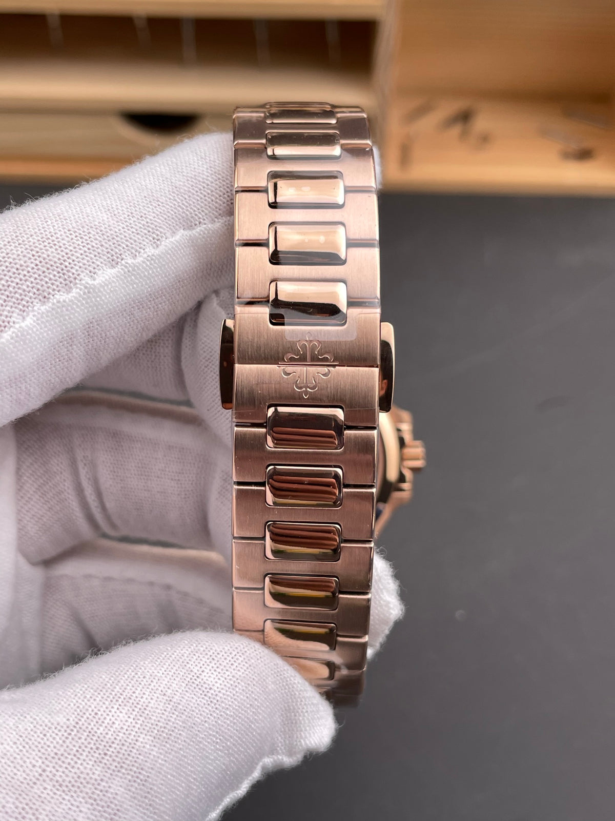 PATEK PHILIPPE NAUTILUS 7118