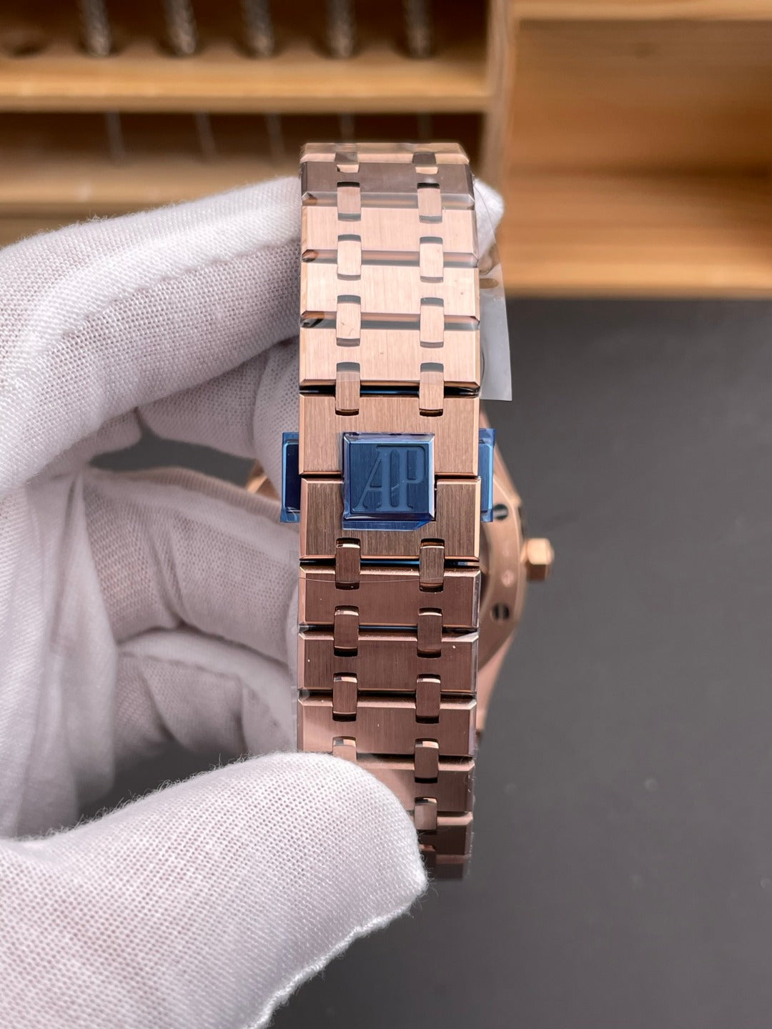 Audemars Piguet Royal Oak Style – Rose Gold / Blue Dial