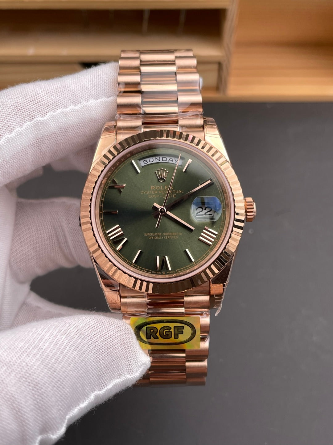 Rolex Day-Date 40 — Everose Gold & Olive Green Dial