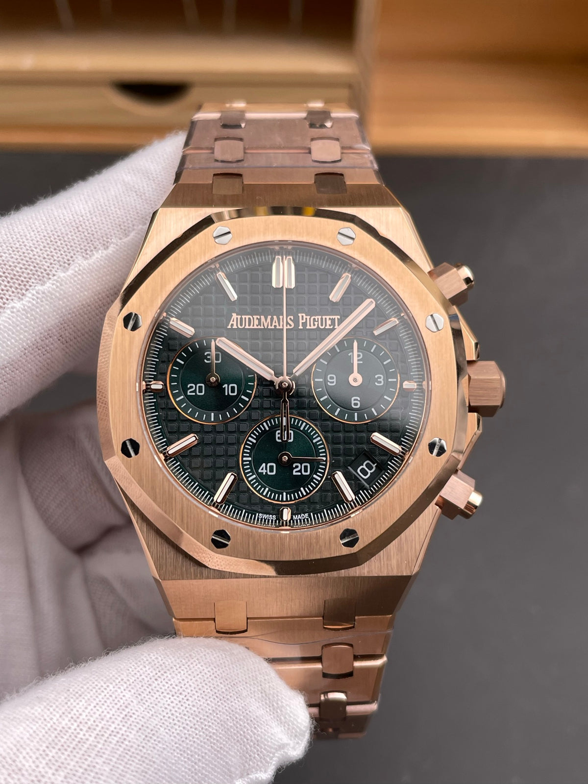 Audemars Piguet Royal Oak Offshore Chronograph Style – Rose Gold  Green Dial