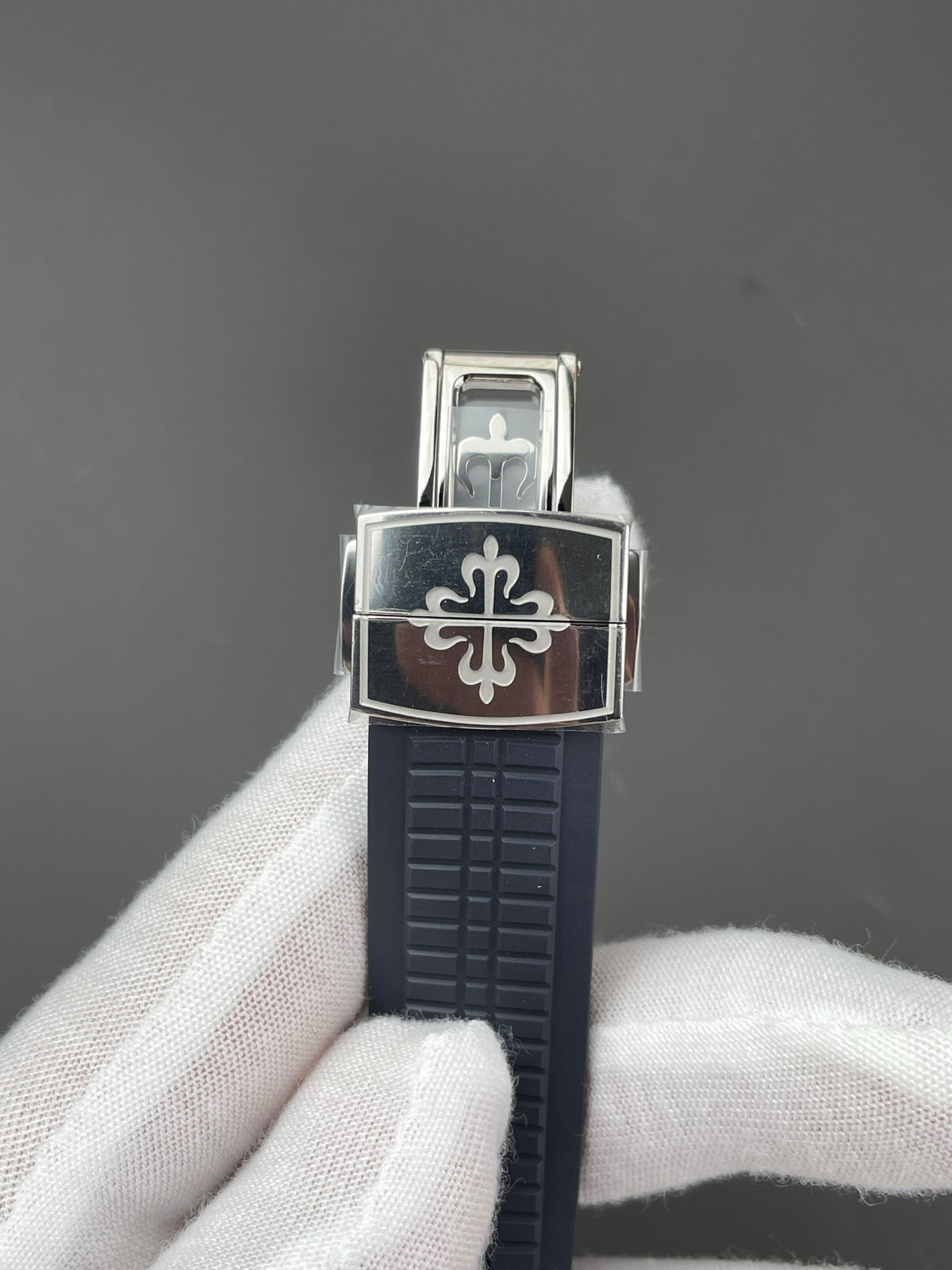 PATEK PHILIPPE AQUANAUT 5168G