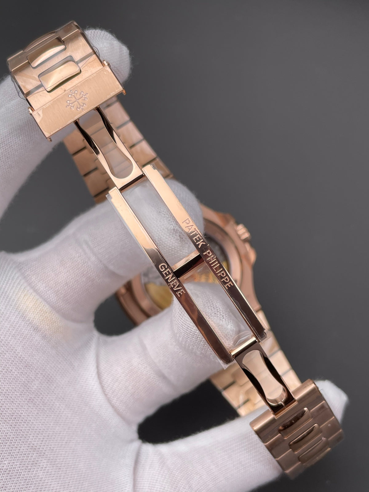 PATEK PHILIPPE NAUTILUS 5711