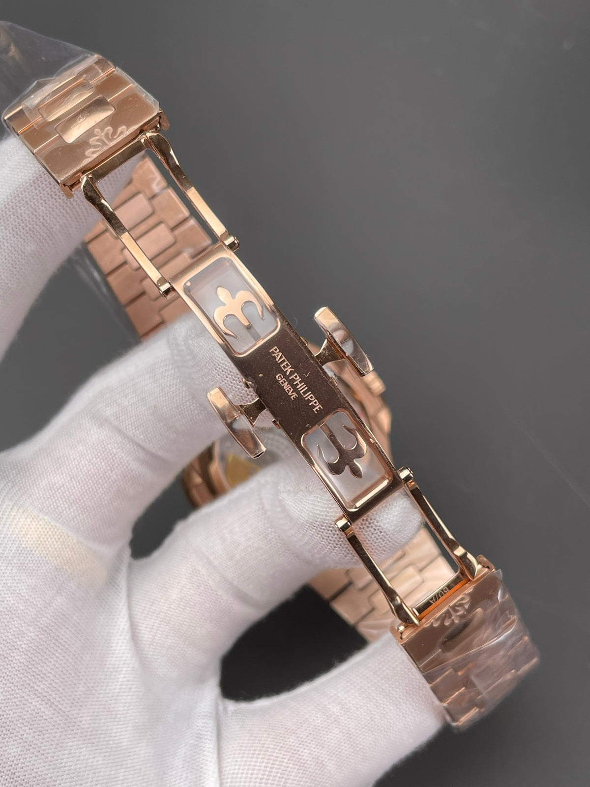 PATEK PHILIPPE NAUTILUS 5712